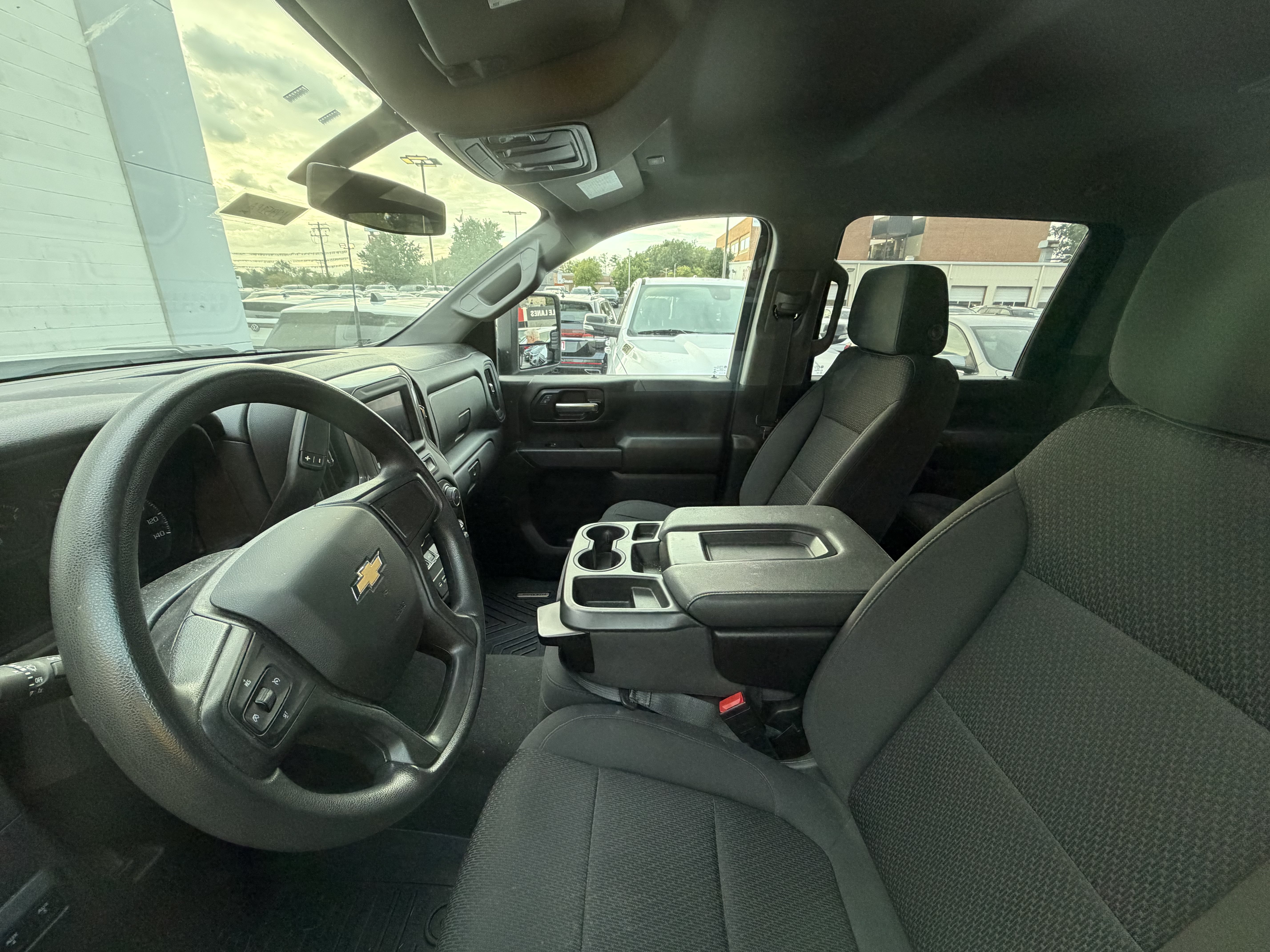 Used 2023 Chevrolet Silverado 2500 Custom w/ Custom Convenience Package AWD/4WD image 9
