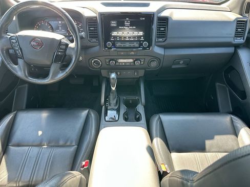 Used 2022 Nissan Frontier PRO-4X w/ Pro-4X Premium Package image 10