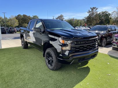 New 2026 Chevrolet Silverado 1500 Custom Trail Boss w/ Dark Appearance Package
