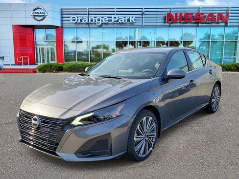 New 2026 Nissan Altima 2.5 SV w/ SV Premium Package AWD/4WD image 4