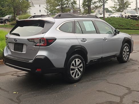 Certified 2024 Subaru Outback AWD/4WD image 2