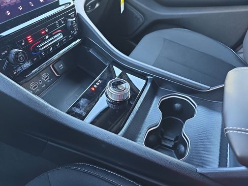 New 2025 Jeep Grand Cherokee Laredo image 26