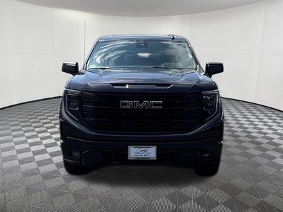 Used 2022 GMC Sierra 1500 Elevation w/ LPO, Elevation Black Package