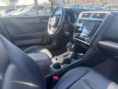 Used 2018 Subaru Outback 2.5i Limited image 32