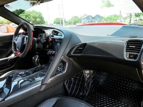 Used 2019 Chevrolet Corvette Grand Sport w/ Grand Sport Heritage Package RWD image 15