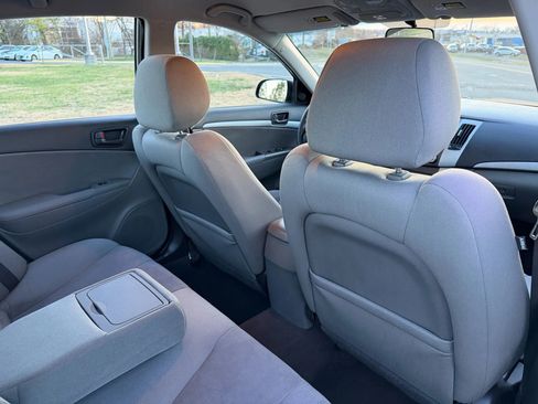 Used 2010 Hyundai Sonata GLS FWD image 21