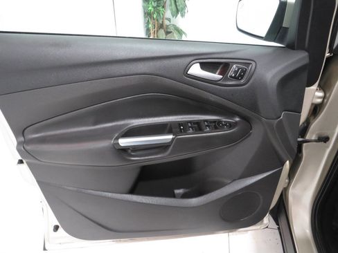 Used 2017 Ford Escape Titanium w/ Equipment Group 301A FWD image 26