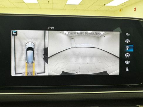 Used 2022 Mercedes-Benz GLS 450 4MATIC image 23