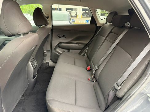 Used 2024 Hyundai Kona SEL FWD image 16