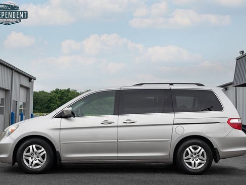 Used 2005 Honda Odyssey EX-L image 4