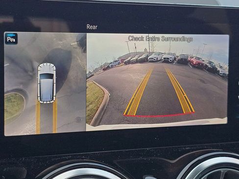 Used 2023 Mercedes-Benz GLB 250 GLB 250 image 29