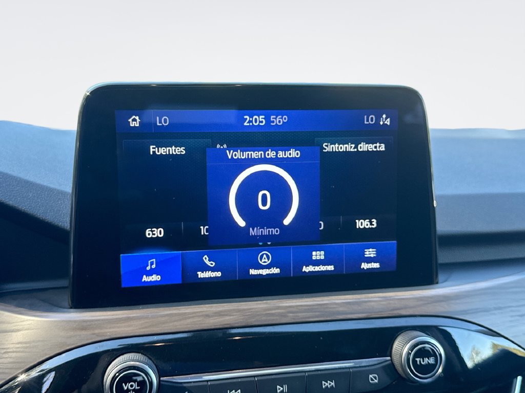 Used 2020 Ford Escape Titanium AWD/4WD image 12