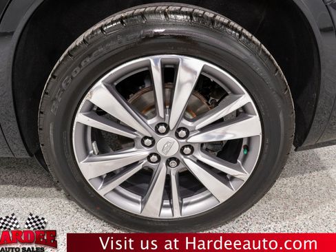 Used 2020 Cadillac XT6 Premium Luxury w/ LPO, Floor Liner Package AWD/4WD image 10