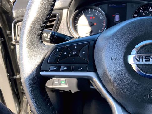 Used 2019 Nissan Rogue SL image 23