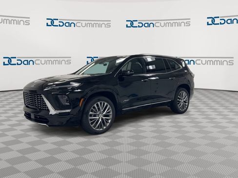 Used 2026 Buick Enclave Avenir w/ Super Cruise Package AWD/4WD image 4