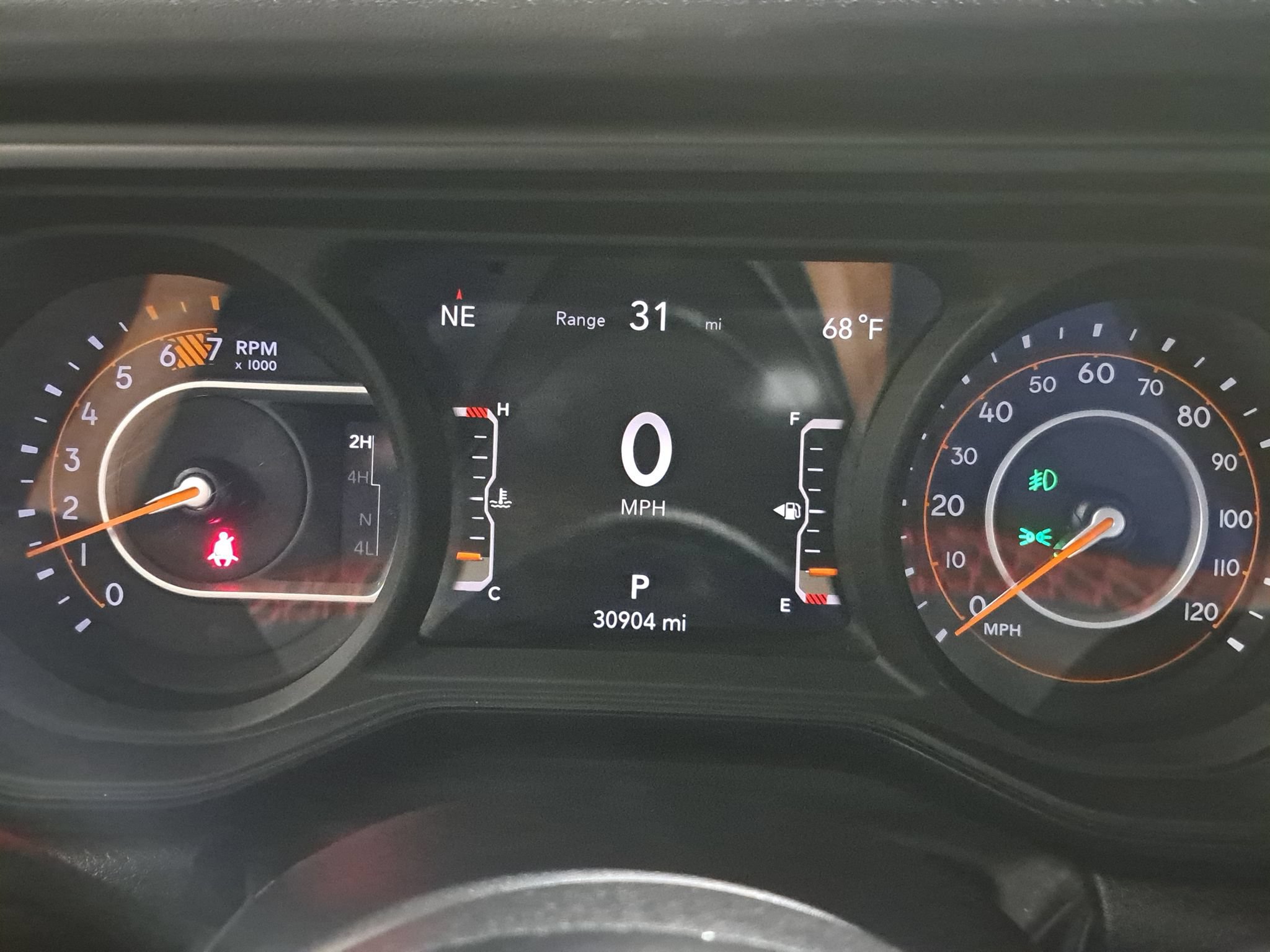 Certified 2024 Jeep Wrangler Unlimited Rubicon w/ Technology Group AWD/4WD image 19