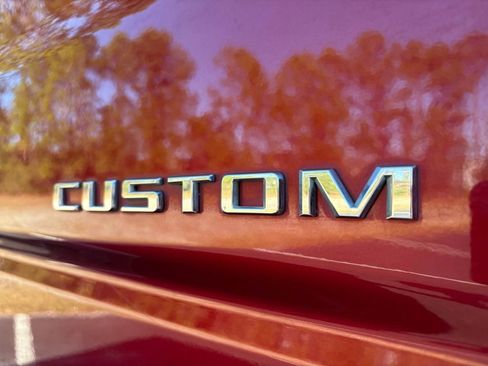 Used 2022 Chevrolet Silverado 1500 Custom image 12