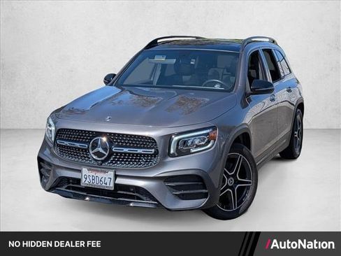Used 2022 Mercedes-Benz GLB 250 4MATIC image 1