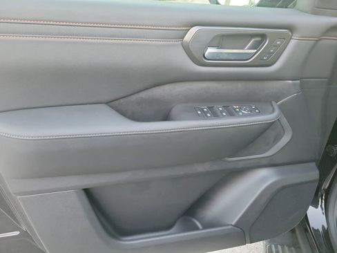 New 2025 Nissan Armada PRO-4X image 24