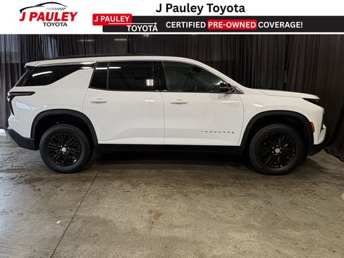 Used 2026 Chevrolet Traverse LT AWD/4WD image 27