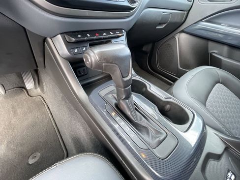 Used 2020 Chevrolet Colorado Z71 RWD image 16