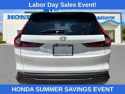 Used 2024 Honda CR-V EX image 8