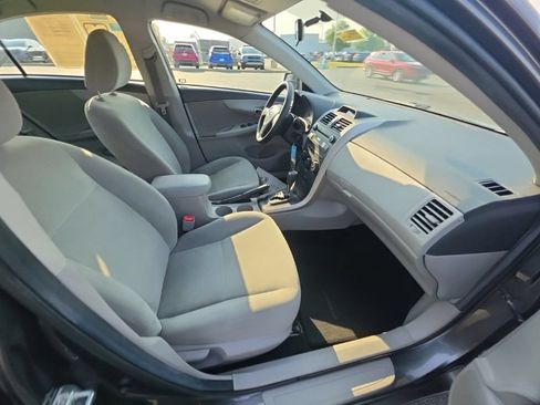 Used 2012 Toyota Corolla L FWD image 27