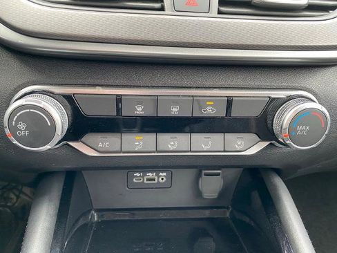 Used 2024 Nissan Altima 2.5 SR image 21