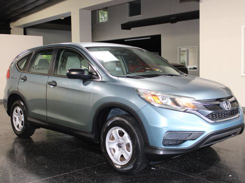 Used 2015 Honda CR-V LX image 1