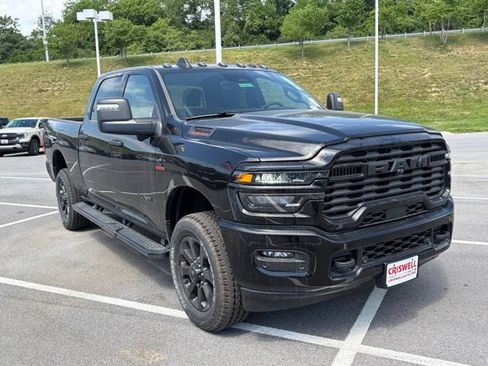 New 2026 RAM 2500 Big Horn AWD/4WD image 2