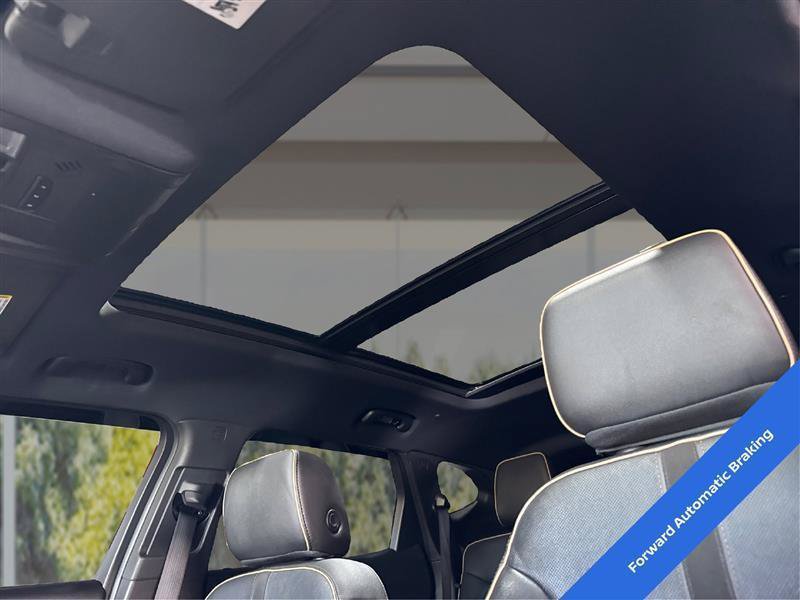 Used 2019 Chevrolet Blazer Premier w/ Sun and Wheels Package AWD/4WD image 21