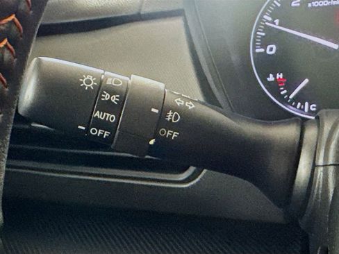 Certified 2025 Subaru Crosstrek 2.5i Limited w/ Crosstrek Mirror Package image 12