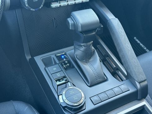 New 2026 Toyota Tacoma SR5 AWD/4WD image 19