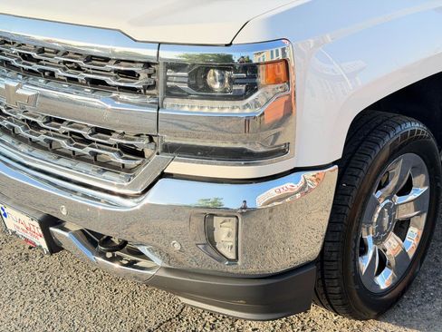 Used 2017 Chevrolet Silverado 1500 LTZ w/ Sport Package AWD/4WD image 9