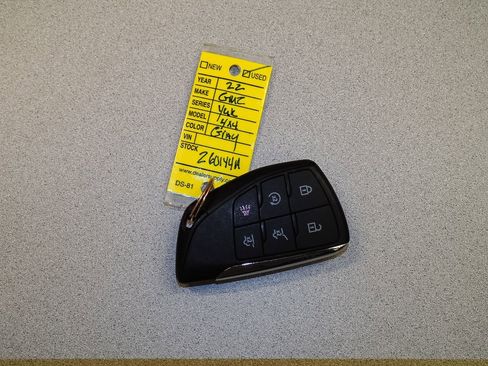 Used 2022 GMC Yukon SLT w/ SLT Premium Package image 42