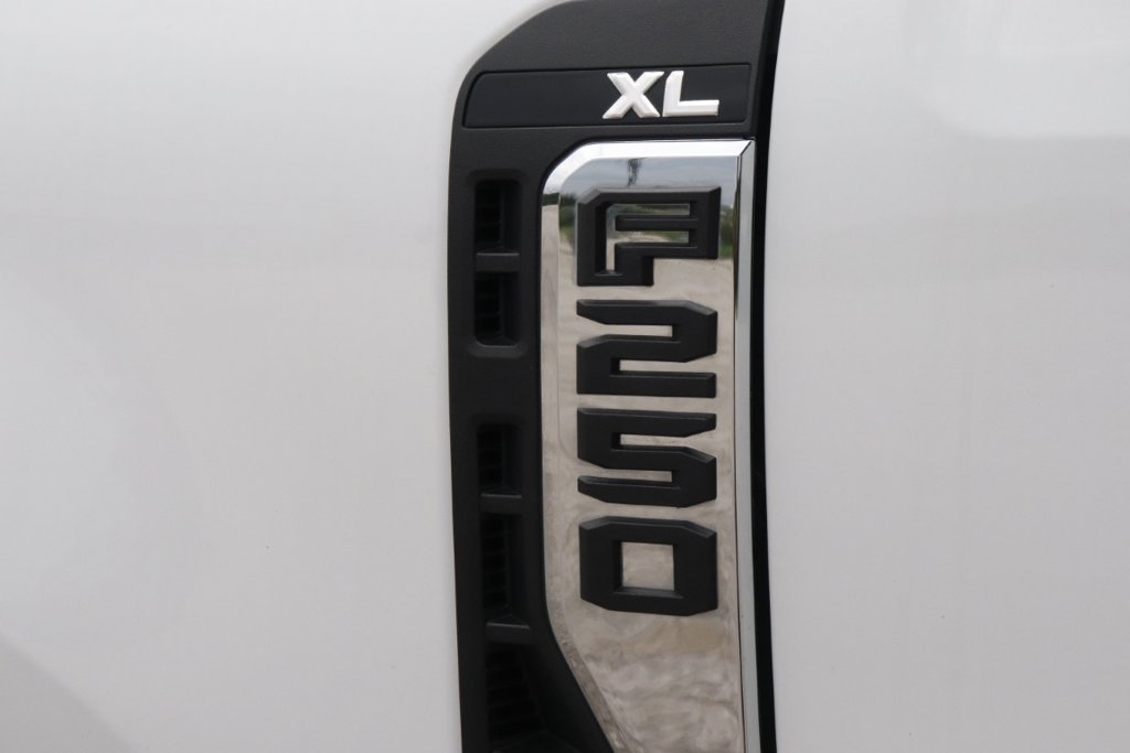 Used 2023 Ford F250 XL w/ XL Driver Assist Package RWD image 28