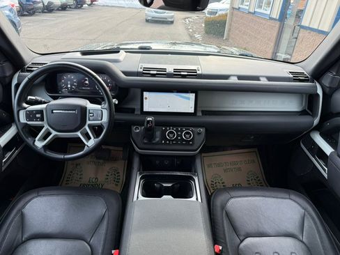 Used 2022 Land Rover Defender 110 X-Dynamic SE image 22