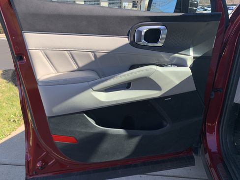 Used 2021 Kia Sorento SX image 14