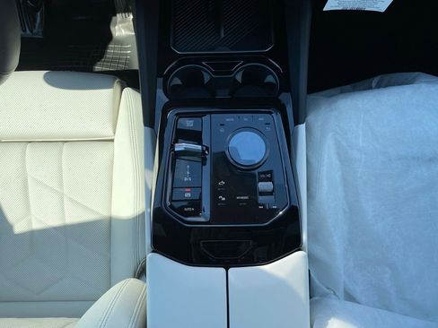 New 2026 BMW 530i xDrive AWD/4WD image 10