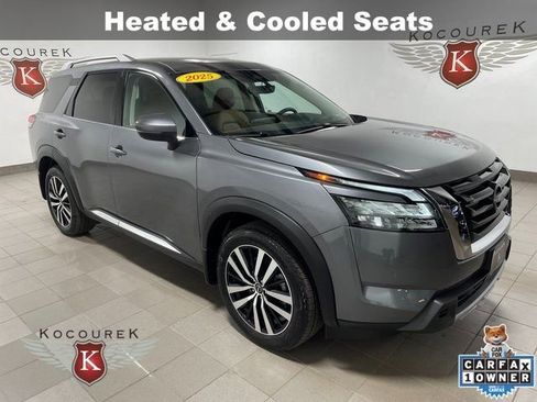 Used 2025 Nissan Pathfinder Platinum AWD/4WD image 1