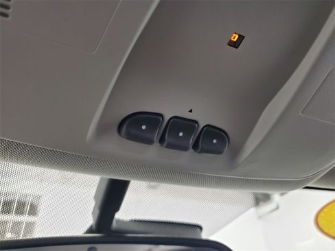 Used 2017 GMC Acadia Limited SLT image 27