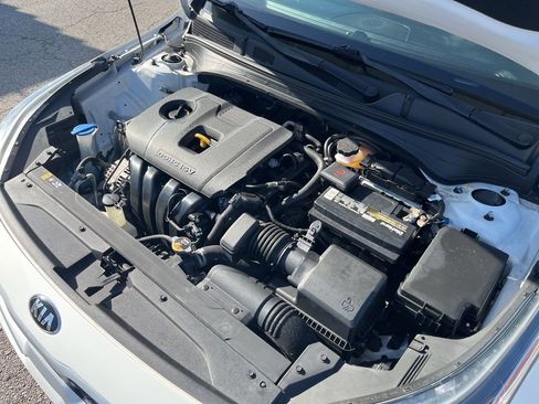 Used 2019 Kia Forte LXS image 15