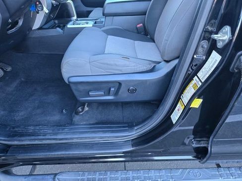 Used 2014 Toyota Tundra SR5 w/ SR5 Upgrade Package RWD image 19