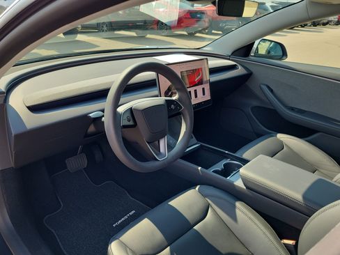 Used 2026 Tesla Model 3 RWD image 18