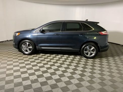 Used 2024 Ford Edge SEL w/ Convenience Package AWD/4WD image 11