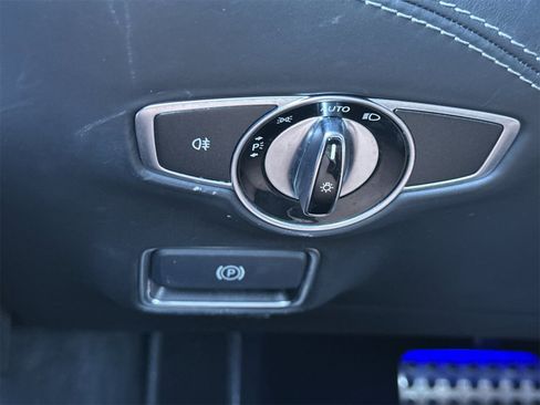 Used 2017 Mercedes-Benz S 550 Cabriolet image 30