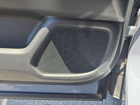 Certified 2025 Honda Pilot Sport image 15