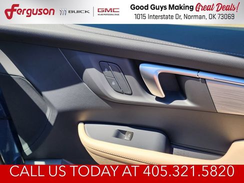 New 2026 Buick Enclave Preferred w/ Power Package FWD image 39