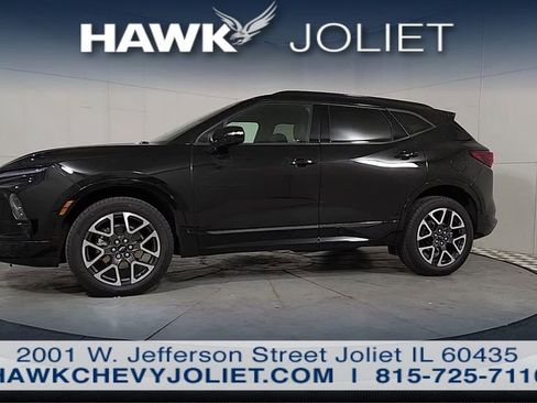 Used 2025 Chevrolet Blazer RS FWD image 4