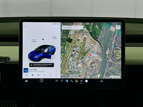 Used 2023 Tesla Model 3 Performance AWD/4WD image 19